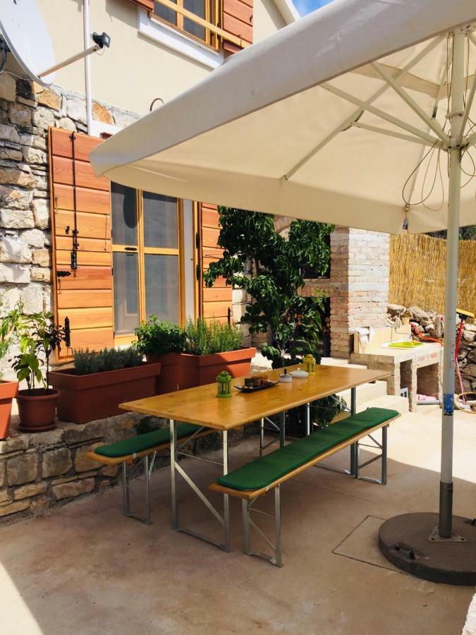 Villa Duboka, Otok Vis Komiža Exteriör bild
